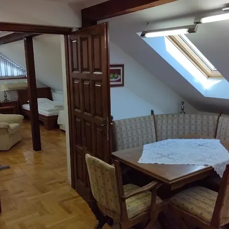 Mladenovic * Cladova