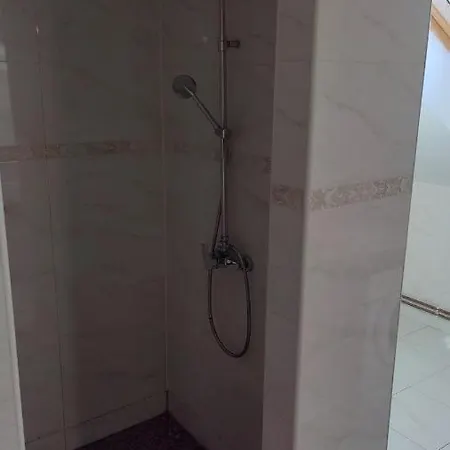 Mladenovic Apartament Cladova