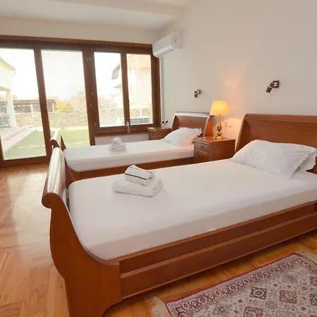 Mladenovic Apartment Kladovo