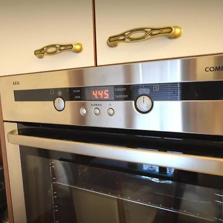 Apartament Mladenovic